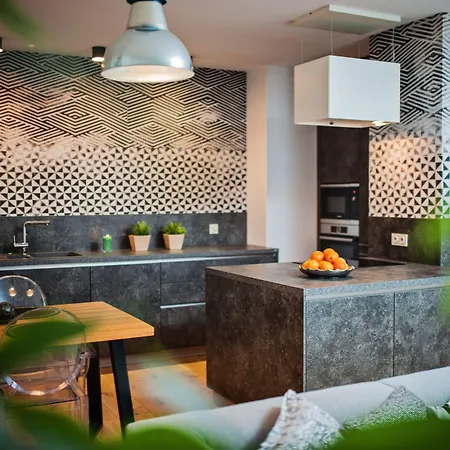 Homely Place Casa Verona - Stary Rynek - Parking 公寓 *