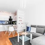 Apartamenty Homely Place Casa Verona - Stary Rynek - Parking Apartment