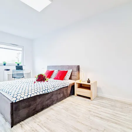 Apartamenty Homely Place Casa Verona - Stary Rynek - Parking * Poznan