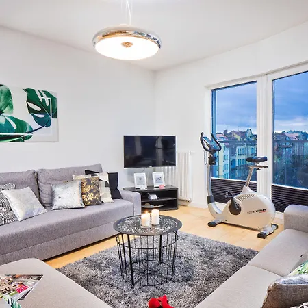 Homely Place Casa Verona - Stary Rynek - Parking Poznań