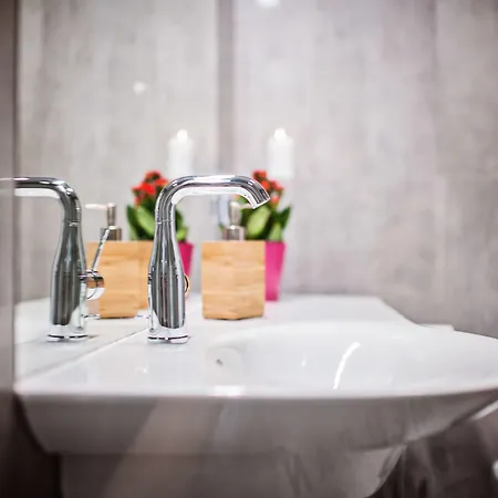 Apartamenty Homely Place Casa Verona - Stary Rynek - Parking Apartment *