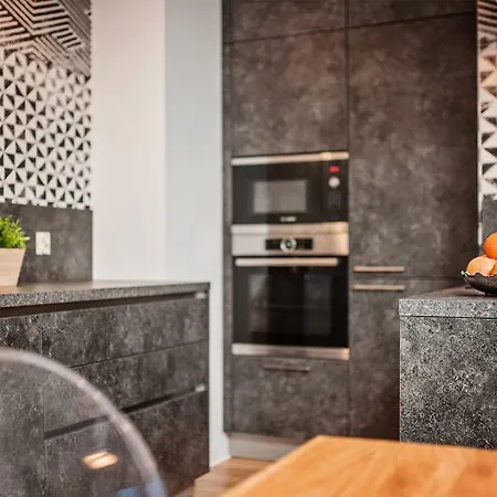 Apartamenty Homely Place Casa Verona - Stary Rynek - Parking Apartment