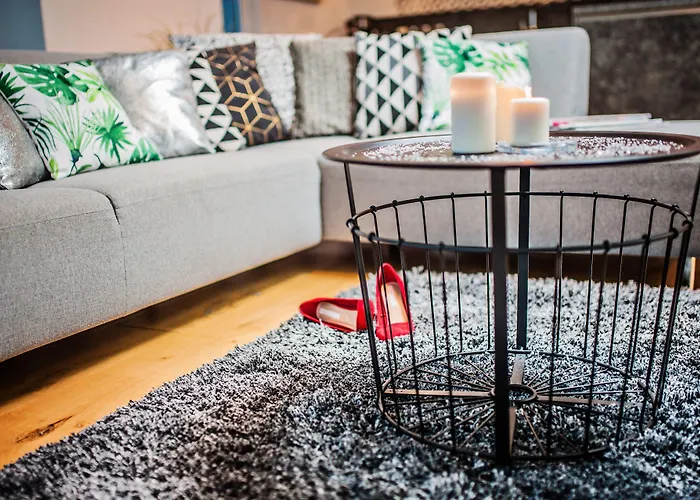 Apartamenty Homely Place Casa Verona - Stary Rynek - Parking Apartment