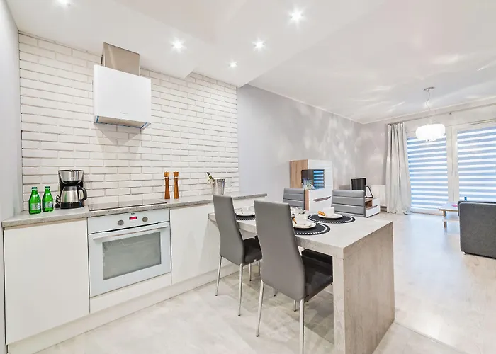 Apartamenty Homely Place Casa Verona - Stary Rynek - Parking