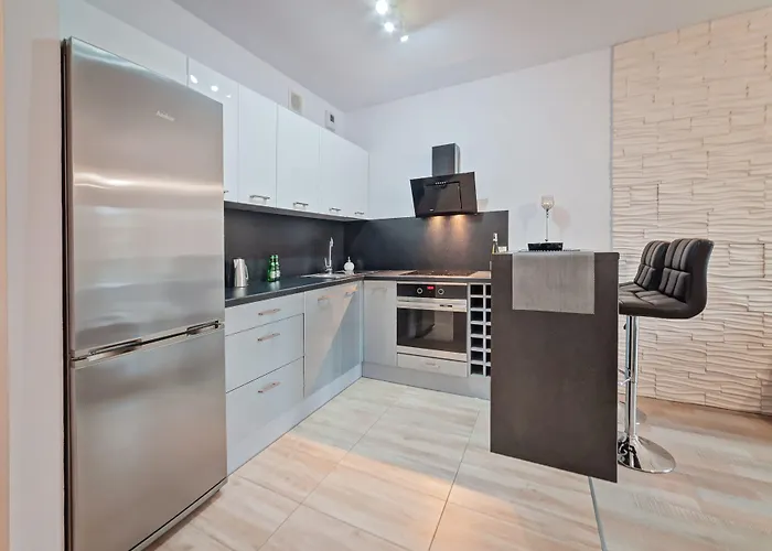 Apartamenty Homely Place Casa Verona - Stary Rynek - Parking Apartment